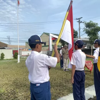 Pelantikan Ketua OSIS Periode 2024/2025 SMP Negeri 10 Purwok